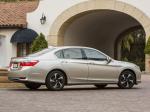 Honda Accord PHEV 2013 года